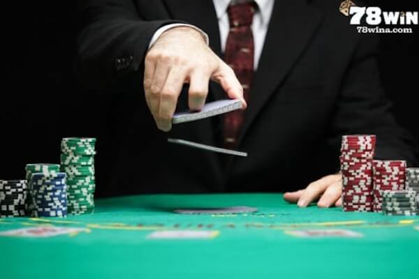 Block bet poker là một chiến thuật được nhiều cao thủ áp dụng